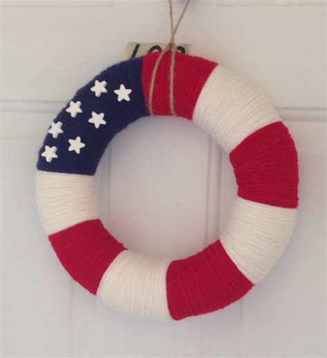 16 Patriotic Handmade Wreath Designs For 4th Of July