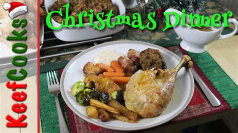 A juicy beef english christmas dinner. Traditional English Christmas Dinner Recipes - A ...