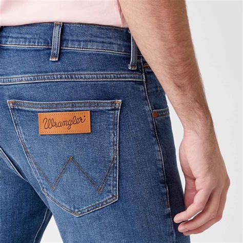 District Concept Store Wrangler Larston Jeans Slim Tapered Blue