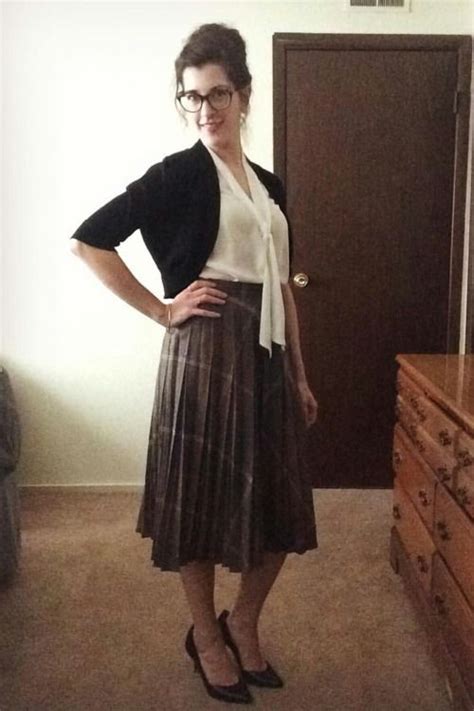 Chic Vintage Librarian Style