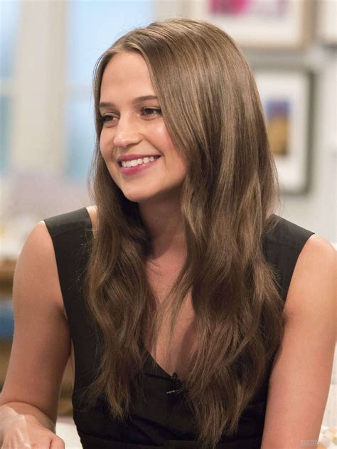 Alicia Vikander Anna Karenina, Alicia Vikander Style, Michael