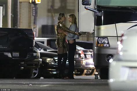 Miley Cyrus Passionately Kisses Victoria S Secret Angel Stella Maxwell After Coming Out As