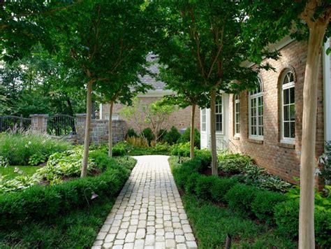 20 Stone Pathways Landscaping Ideas For Your Garden Mulch Landscaping
