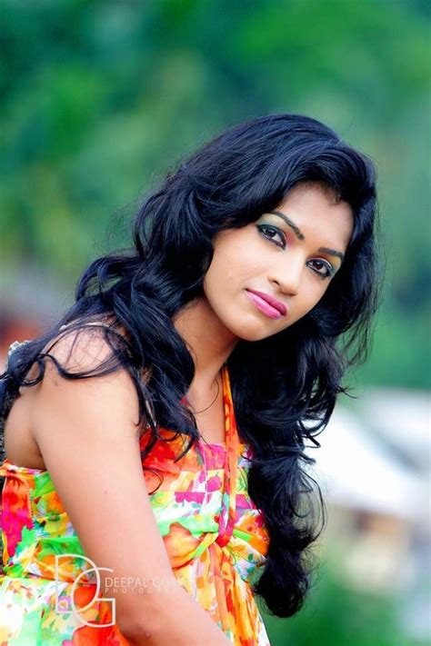 Srilankan Models Amp Actresses Photos Of Famous Sri Lankan Actress Chathurika Peris Riset