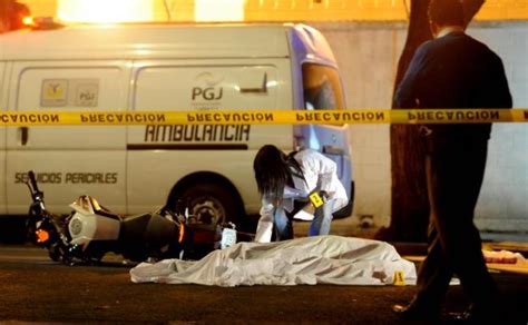 Asesinan A Balazos A Tres Hombres En Ciudad De México