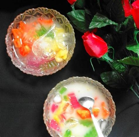Resep minuman segar untuk berbuka puasa. Es Buah Jelly by Erni Puspaningrum | Aneka Resep Minuman Segar