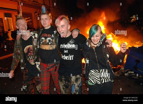 Punks Fotos Und Bildmaterial In Hoher Auflösung Alamy