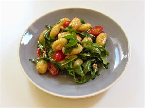 La vie gourmande Mediterraner Gnocchi - Salat