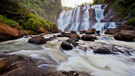 Air terjun memang menjadi daya tarik wisatawan ketika berlibur di kabupaten purbalingga jawa tengah. Lokasi Wisata Curug Malela dan Harga Tiket Masuk Terbaru 2019 - Jejak Wisata