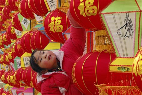 Download mp3 tahun baru cina gratis, ada 20 daftar lagu tahun baru cina yang bisa anda download. Cool : Persediaan Tahun Baru Cina Seluruh Dunia Bagi ...