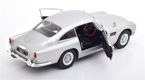 Solido 1 18 Aston Martin Db5 1964 Color Silver Catawiki