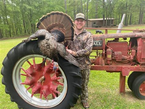 Alabama Hunting Lodge Deer Turkey Duck And Wild Hog