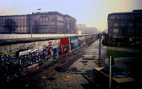 25 Facts About The Berlin Wall You Didnt Know Yet Learnoutlive