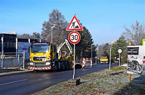 Finde günstige immobilien zum kauf in stuttgart Baustelle in Stuttgart-Fasanenhof: Es geht nur über Umwege ...