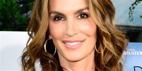 What Cindy Crawford Regrets About Posing For Nude Pictures HuffPost