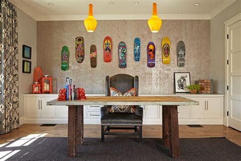 25 Ingenious Ways To Bring Reclaimed Wood Into Your Home Office