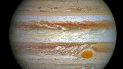 Jupiters Striking Aurora Captured By Hubble Newshub