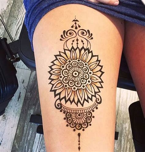 13 amazing henna mehndi tattoo designs for thigh. 13 Amazing Thigh Henna Mehndi Tattoo Art Designs