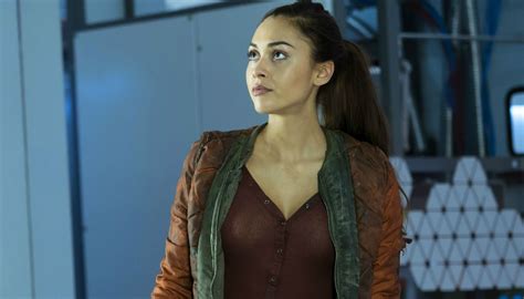 Lindsey Morgan The 100 The 100 Raven Brain Upgrade The 100