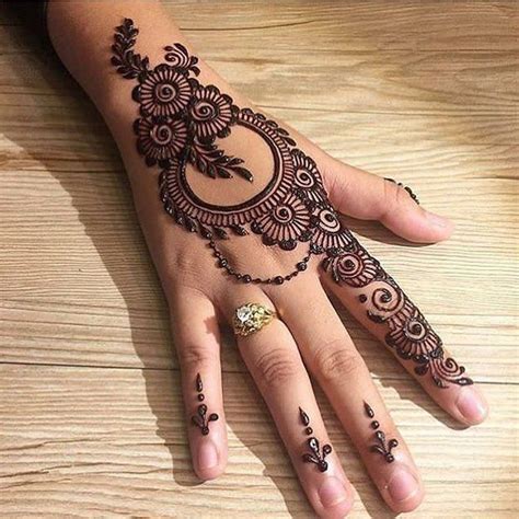 Simple Henna Strip🍃 🍃 🍃 By Raudhahedrah
