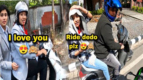 Cute Stranger Girl Impressed 😍 She Wants Ride On My Superbike 🙈 Number Mil Gya Ldki Ka 🙈😍