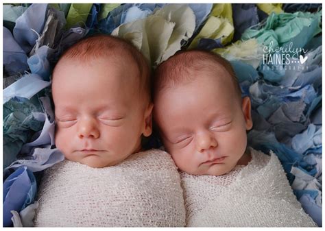 Bradley And Brody 24 Days Old Baton Rouge Newborn Twins Photographer
