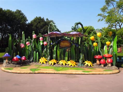 Pixie Hollow Attraction