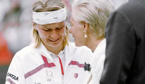 The duchess said she was saddened to hear of novotna's death and that she was a brave, courageous sweet lady with a wonderful sense of humour. Tributes pour in after former Wimbledon champion Jana ...