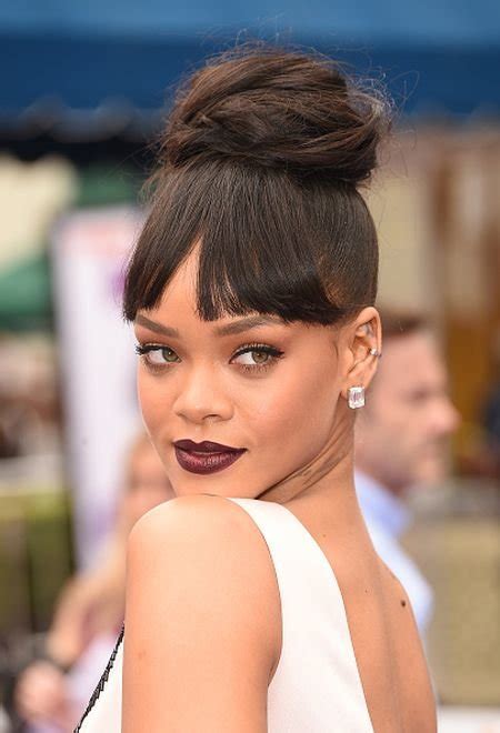 51 Top Rihanna Hairstyles That Are Worth Trying For Every Girl