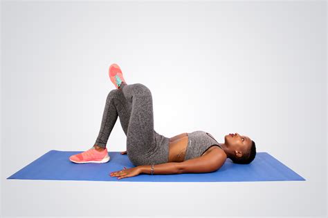 Woman Doing Four Figure Glute Bridges Starrt