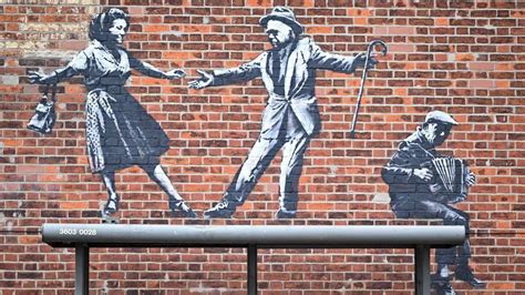 Banksy A Guide To His Great British Spraycation Bbc News
