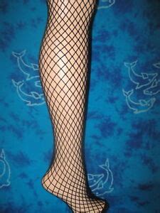 Leg Avenue Black Fishnet Fencenet Larger Diamond Pattern Stockings W
