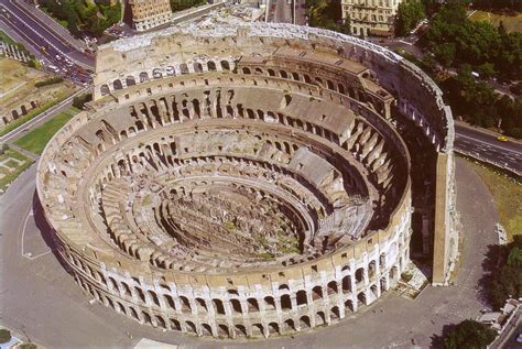 «oblectat me, roma, tuas spectare ruinas, ex cuius lapsu gloria prisca patet…» pío ii, de roma. La alumna del final de la clase: Cuestionario: El Coliseo Romano