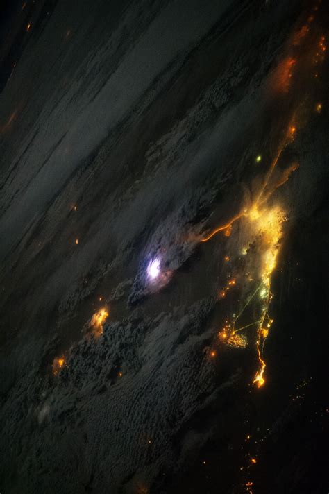 0ce4n G0d Lightning From Space And Red Sprites At Night Nasa