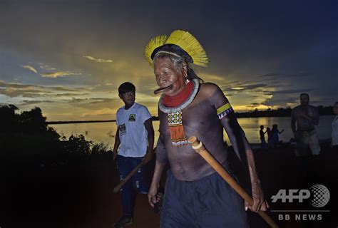 アマゾン火災、ブラジル大統領の発言は「うそ」 先住民長老が反論 写真3枚 国際ニュース：afpbb News