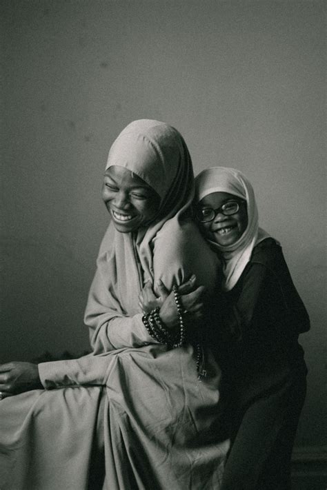 Muslimah Muslim Mother Daughter Portrait Black And White New