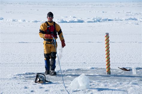 Antarctic wind-driven bacterial dispersal paper published