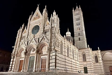 Il Duomo Di Siena E Il Battistero La Costruzione E Le Opere Al Loro