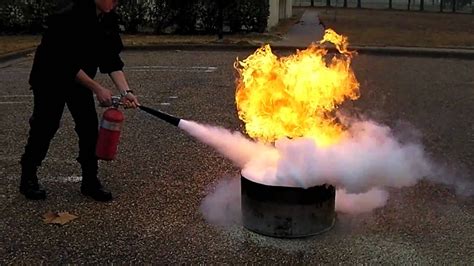 Co2 Fire Extinguisher Youtube