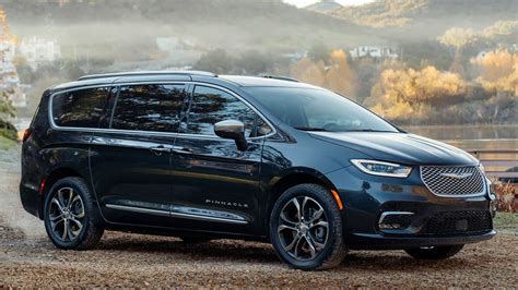 Updated 2021 Chrysler Pacifica Gains All Wheel Drive Chrysler