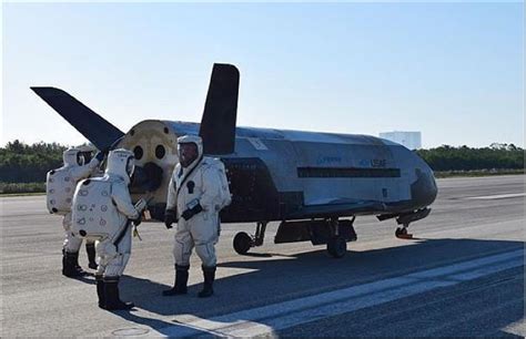 Pentagons X 37b Space Force Warplane Soon To Take Flight On A Secret