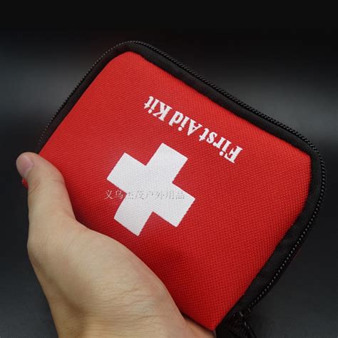 Hot Sale Portable Travel First Aid Kit Outdoor Camping Emergency