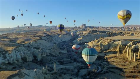 Faites une excursion matinale en cappadoce. Premier festival de montgolfières en Cappadoce - Aujourd ...