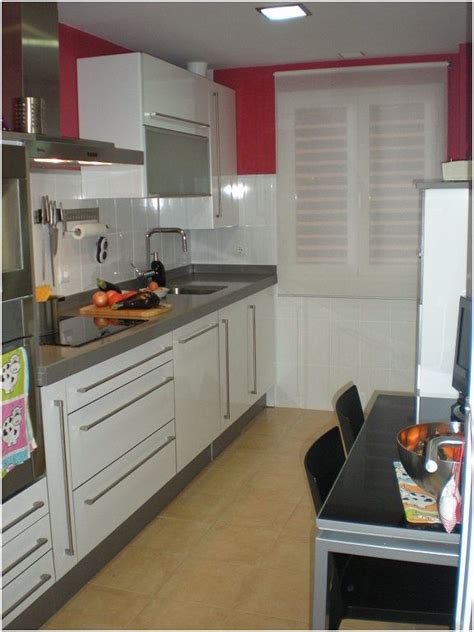 Aug 09, 2021 · dicen que las cocinas alargadas no ofrecen demasiadas posibilidades, aquí un ejemplo de todo lo contrario. Pin en Decoracion vintage