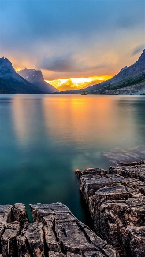 Saint Mary Lake In Glacier National Park Montana Usa Free Wallpaper