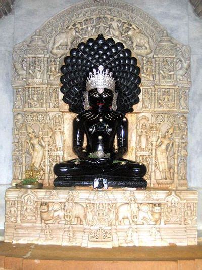 Statue Of 23rd Jain Tirthankara Buddha Art Jainism Jain Temple