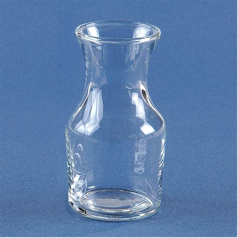 small glass decanter for small hands