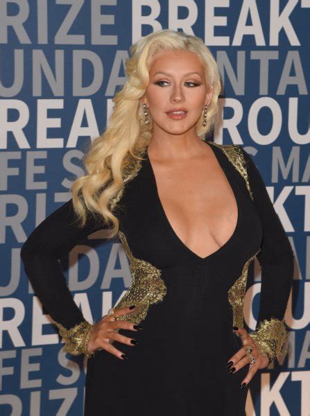 Christina Aguilera Wore This Dress Mandatory