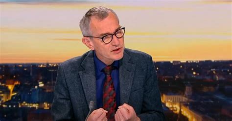 Le vaccin janssen n'est pas un vaccin à arn messager comme ceux des laboratoires moderna et pfizer. Vandenbroucke: "Leeftijdsgrens Janssen-vaccin heeft op ...