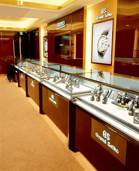 This is a contemporary design that works well to. Watch Store Display Furniture | Jewelry Showcase Depot